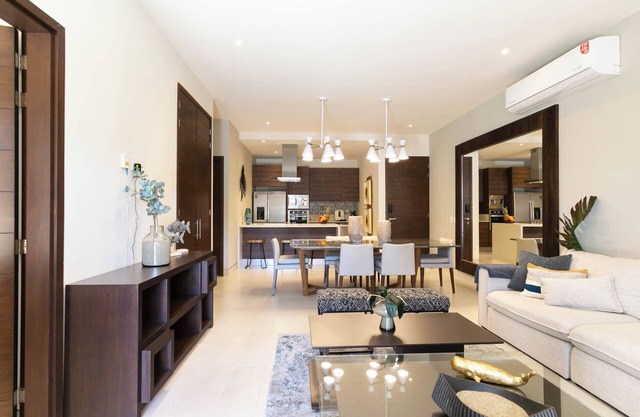 2BD/2BA Stunning NEW Condo