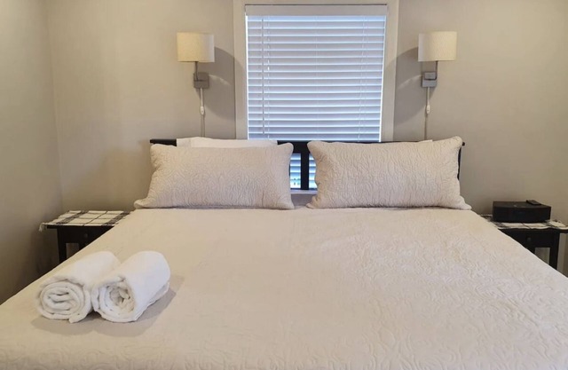 2BD Private Home with EVERYTHING by EVERYTHING
