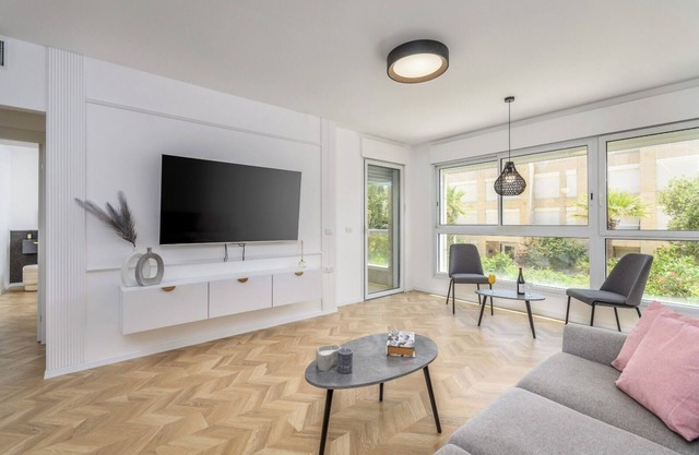 2BR Apartment in Marina Herzliya By Barnes