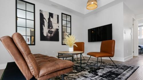 2br Boho Townhouse - Walk To Falls, Free Parking