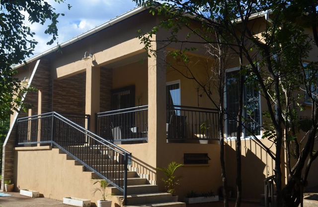 2BR HOME - WiFi + Parking nHomz Cottage - Chipata. Zambia.