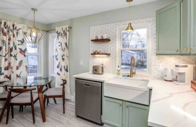 2BR Near Beaumont and Downtown Berkley Sleeps 6