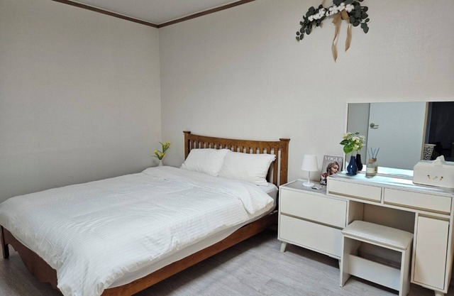 2F TOV ROOM,3R00MS, A place to create good memories with people,near Humphrey