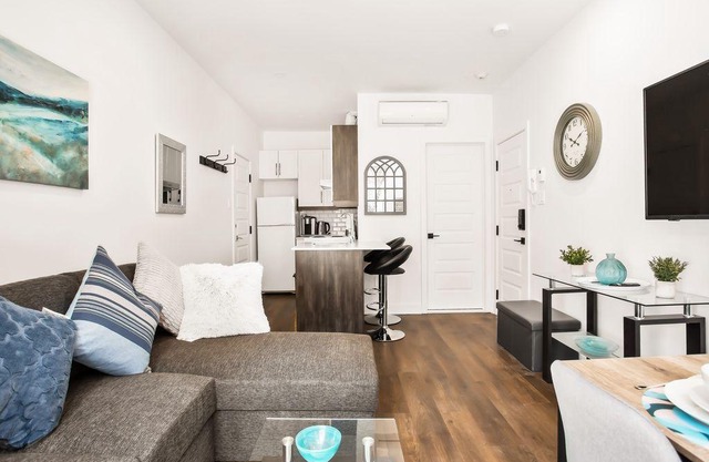 2Outstanding Loft Mile-End