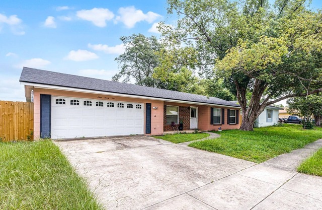 3/2 House in Orlando near Disney and Downtown with Games