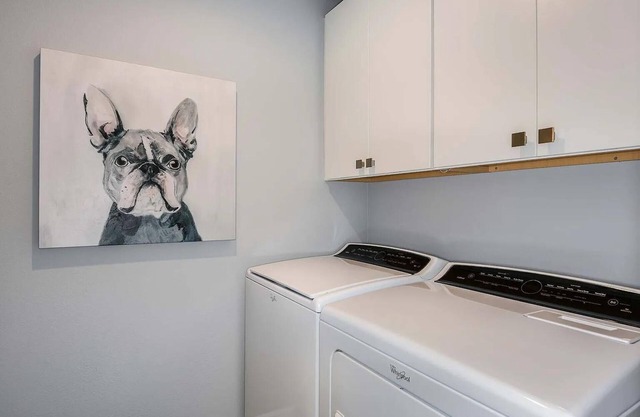 3/3 Newly Built Luxury Townhome in Sky Acres