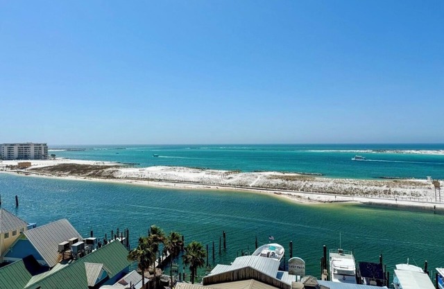 3-bdrm Corner Unit 305A. Wrap around balcony overlooks the gulf and pool