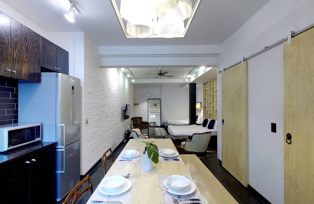 3 Bedroom 3 Bathroom SUITE 160SQM