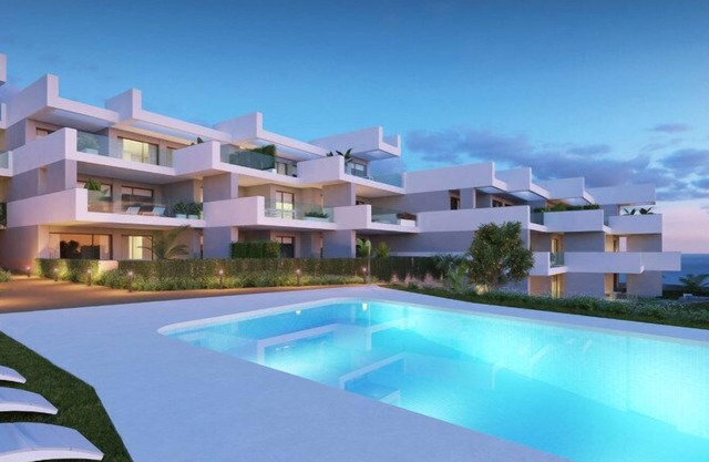 3 Bed Apartment with Sea View Onsite Gym & Spa