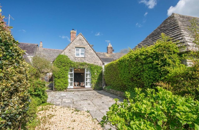 3 Bed in Corfe Castle DC084