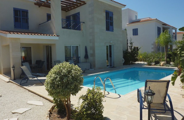 3 Bed Villa,Private Pool, Sea View and WIFI