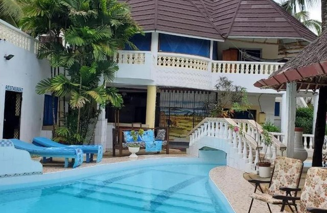 Villa Diani Beach 