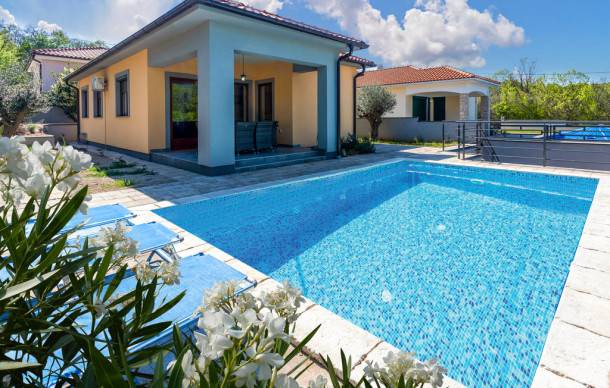 3 bedroom accommodation in Gostinjac