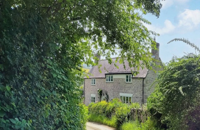 3 bedroom accommodation in Llanfair Dyffryn, near Llangollen