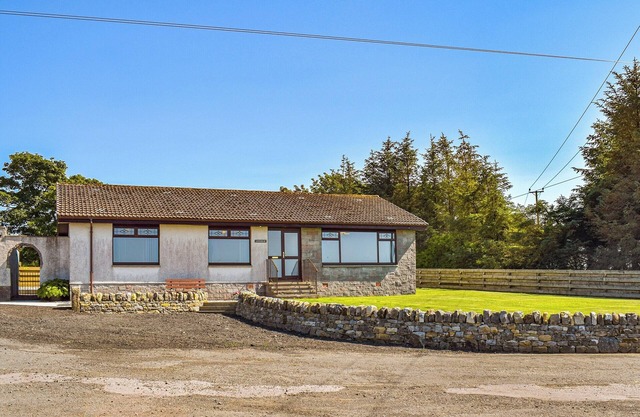 3 bedroom accommodation in New Cumnock