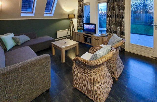 3 bedroom accommodation in Den Oever