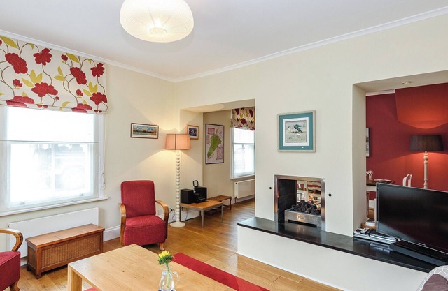 3 bedroom accommodation in Yarmouth
