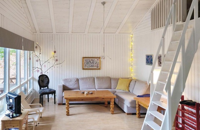 3 bedroom accommodation in Tjörnarp