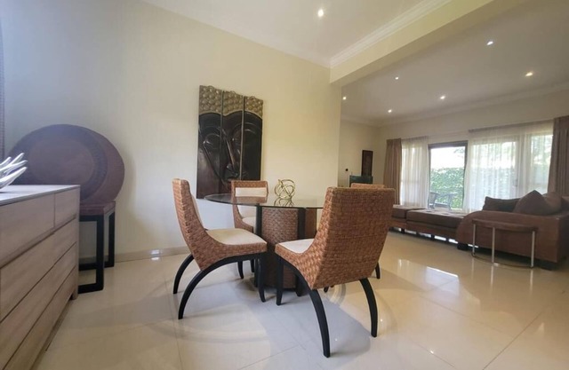 3-bedroom apartment in Prime Accra Location with AC, WiFi, Parking and Security