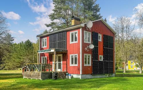 3 Bedroom Awesome Home In Stöllet