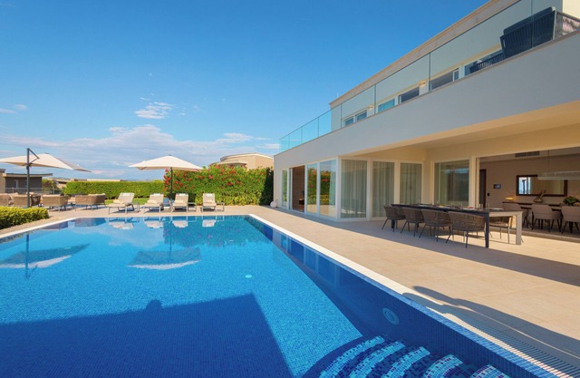 3-bedroom Beachfront Residence with Sea View and a Private Pool