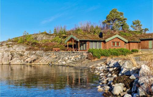 3 Bedroom Beautiful Home In Øydegard