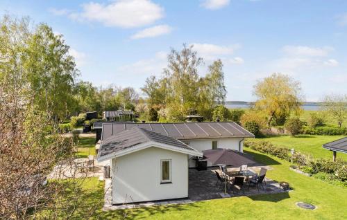 3 Bedroom Beautiful Home In Borup