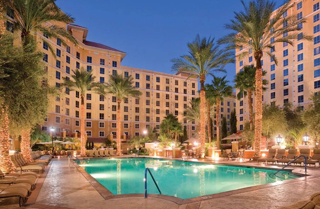 3 Bedroom Condo, Sleeps 8-10, at Wyndham Grand Desert Resort!