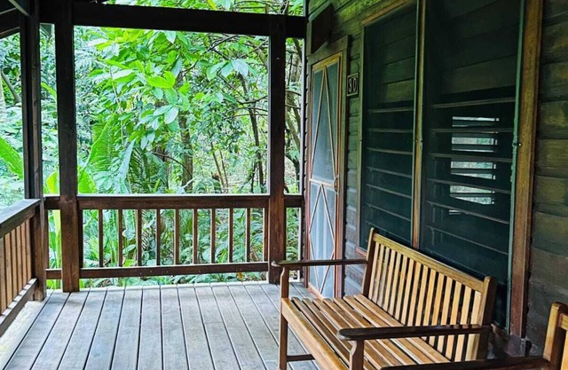 3-bedroom cottagen La Ceiba with AC, WiFi, Pool.