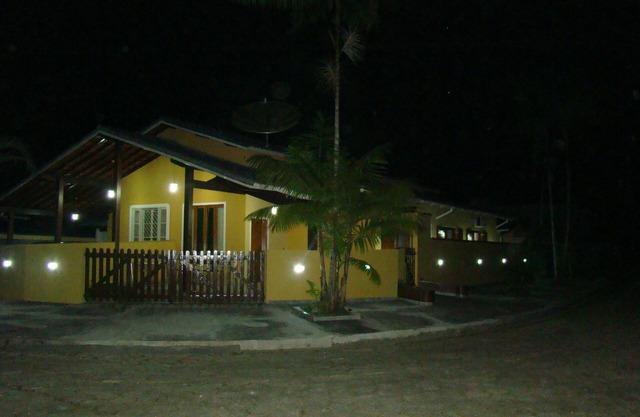 3-bedroom house in cond. Close in Caragua Praia Mococa - 1 suite