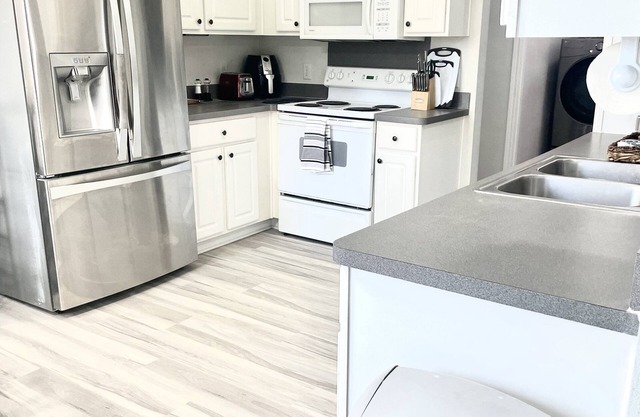3 bedroom in home in Enchanting Denton TX