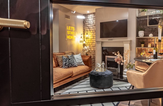 3 Bedroom Luxury House 5 minute walk into Waterford City Centre
