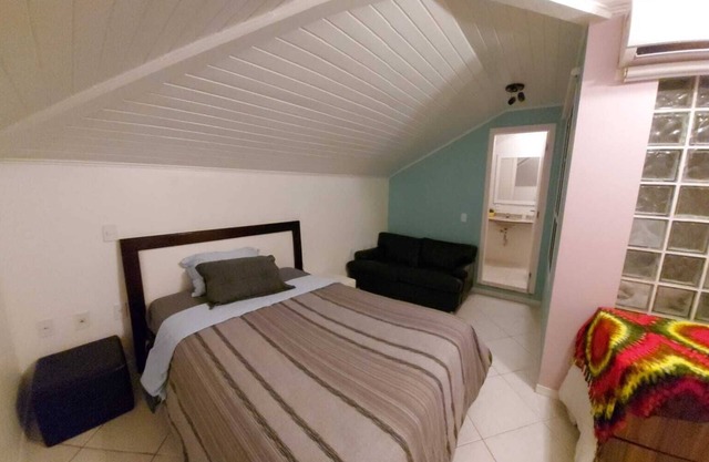 3-bedroom penthouse with fast internet