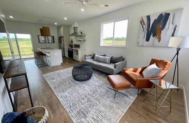 3-Bedroom Townhome at Buckeye Lake - "Juanita"