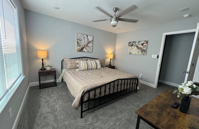 3-bedroom townhome in superb Greenville with WiFi. Close to ECU and Hospital