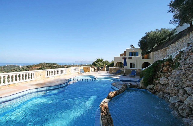 3-bedroom Villa Kalypso With A Private (heated) Pool