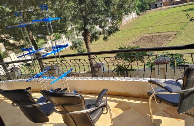 3 bhk Lavish flat with peaceful environment