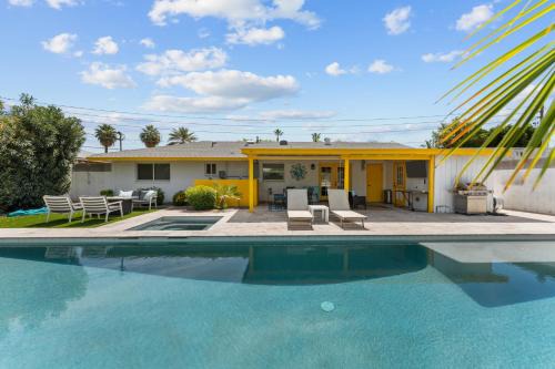 3 Br Oasis W Private Pool In Old Town