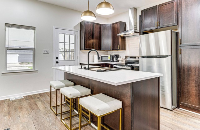 3 Mi to Downtown: Pet-Friendly Indianapolis Home