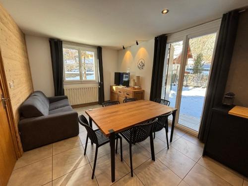3 pièces 6 pers, Parking, Terrasse Sud-Ouest, Sauna, Valloire - FR-1-263-86