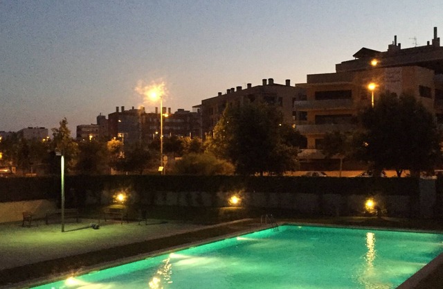 3 Rooms and pool / close to the city and mountain