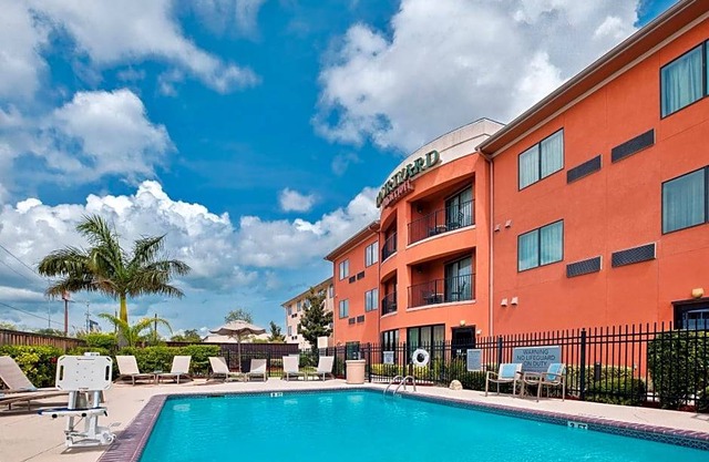 3-Star Hotel ∙ Courtyard by Marriott Corpus Christi