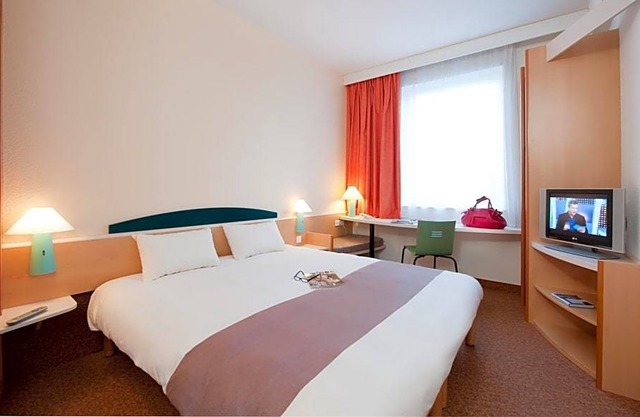 3-Star Hotel ∙ Ibis Luxembourg Sud