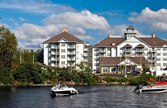 3-Star Hotel ∙ Residence Inn by Marriott Gravenhurst Muskoka Wharf