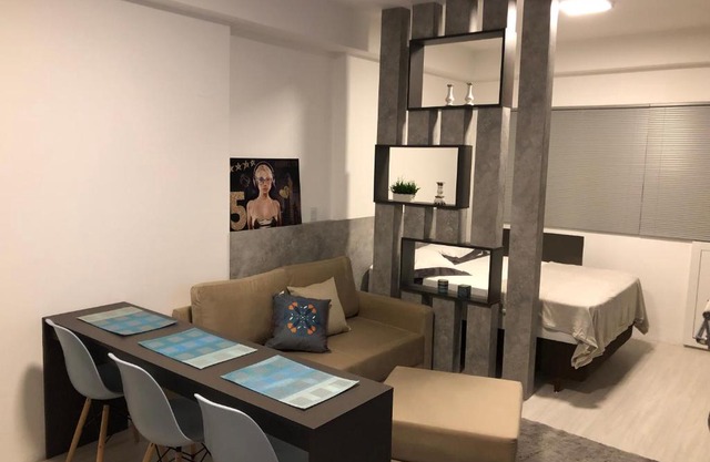 313- Studio em frente ao shopping Curitiba, Batel