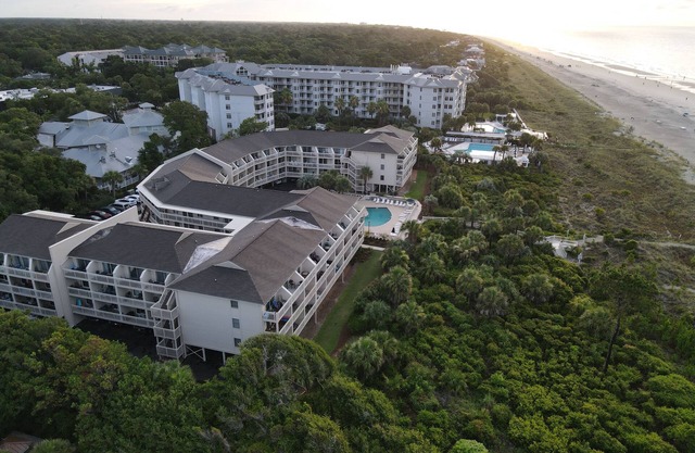 315 Breakers Direct Oceanfront Condo, Exceptionally Clean