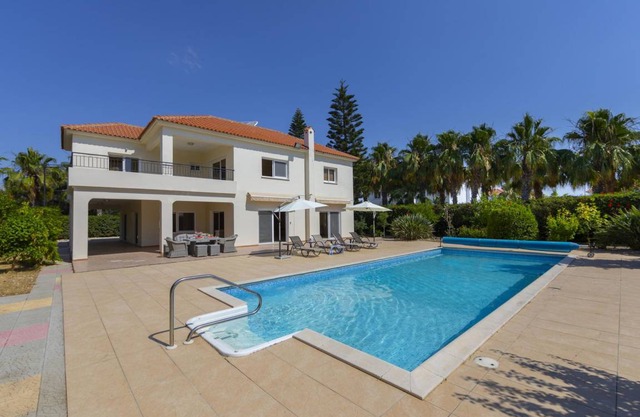Meneou Mansion 