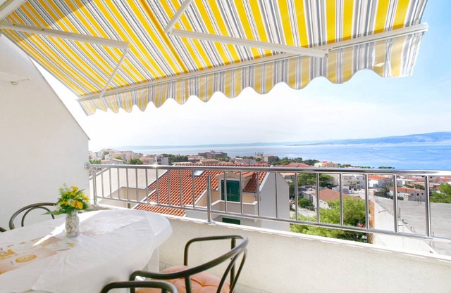 Terrace Sea Voda Makarska 