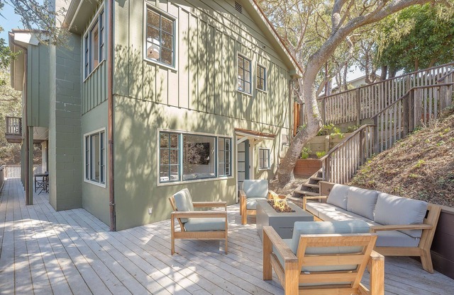 3833 Treetops - Updated, Custom Home in the Trees