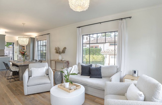 3917 Casa Blanca- Available Some Nights in August!